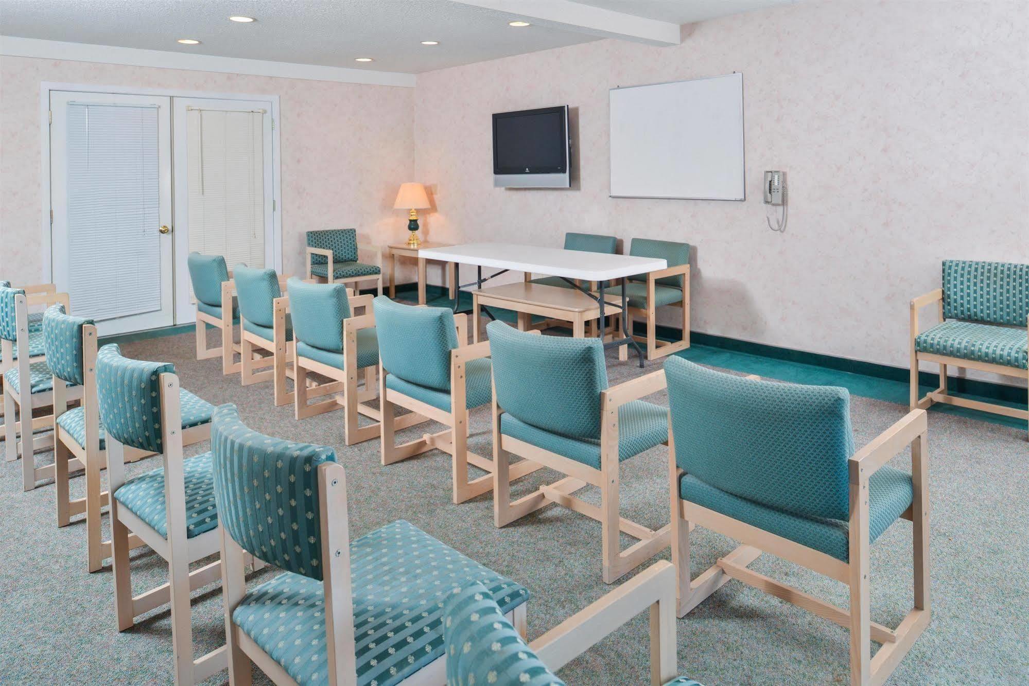 Americas Best Value Inn & Suites - Bluffton מראה חיצוני תמונה
